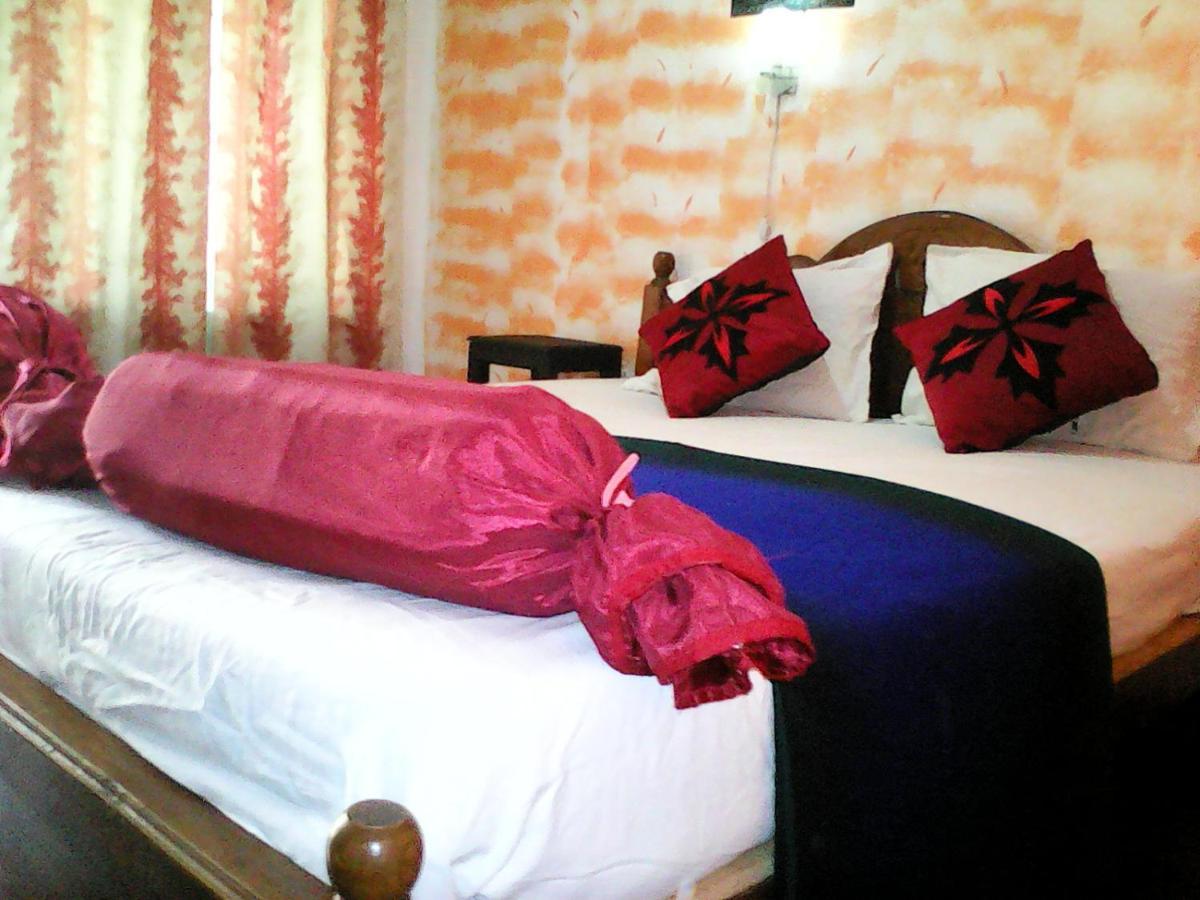 Lotus Inn Tourist Resort Dambulla Exterior photo