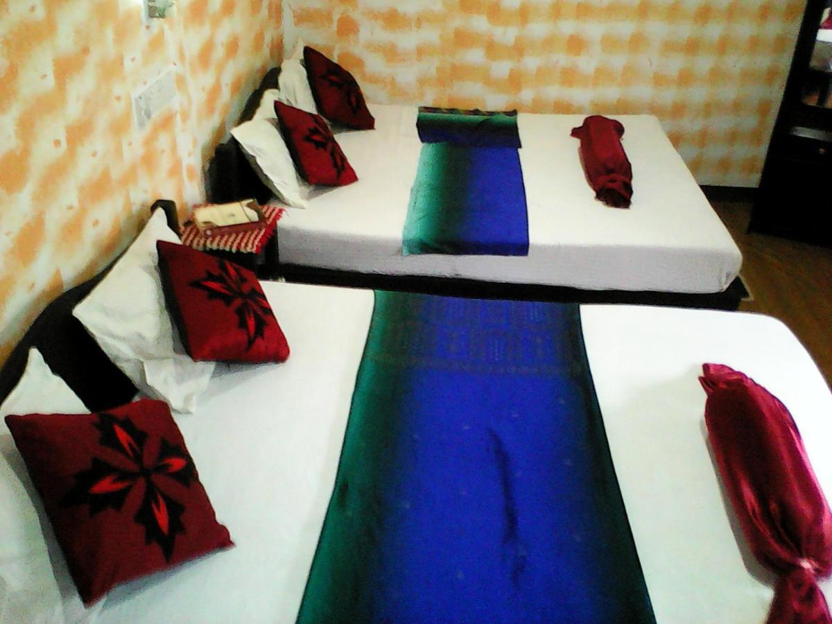 Lotus Inn Tourist Resort Dambulla Exterior photo
